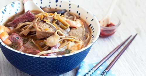 Bouillon de crevettes et boeuf