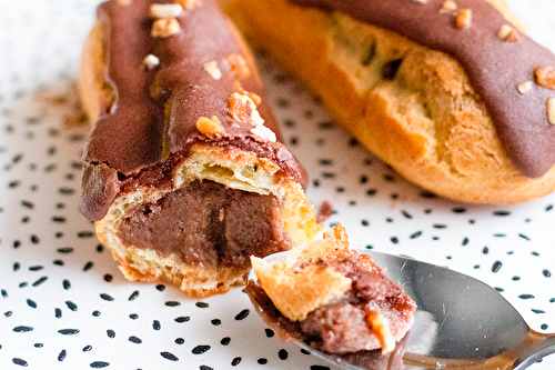 Eclairs au chocolat et pralin