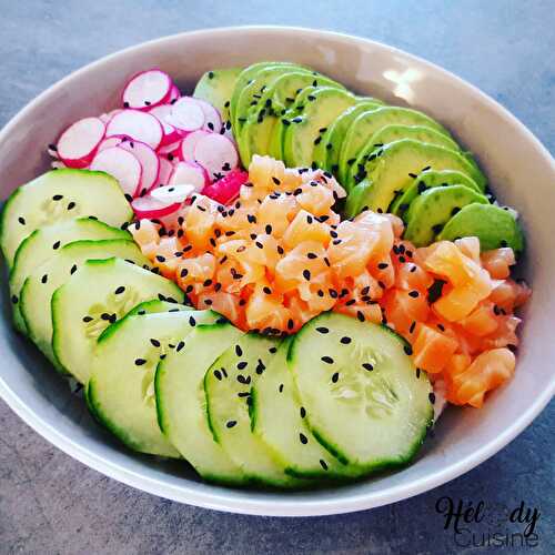 Poke bowl au saumon façon sushi