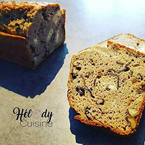 Cake forestier aux champignons, roquefort et noix