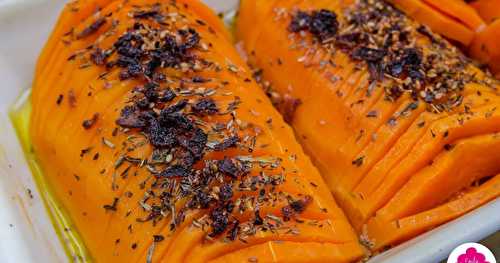 Butternut hasselback au sirop d’érable et mélange d'épices cuit à l'Omnicuiseur ou au four