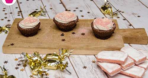 Cupcakes au chocolat et biscuits roses de Reims