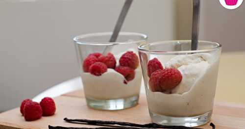 Glace à la vanille (Gaston Lenotre) accompagnée de framboises