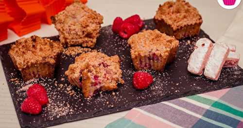 Muffins crumble aux framboises et à la poudre de biscuits Roses de Reims