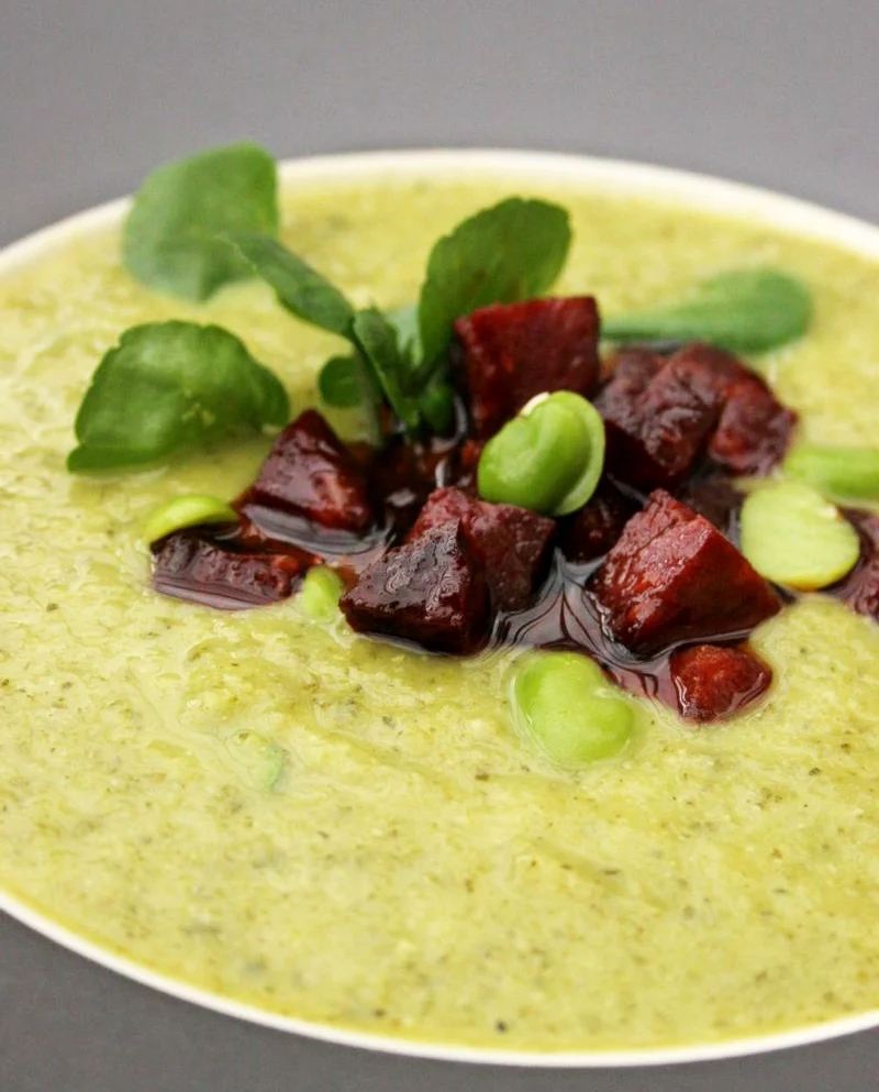 Soupe de courgettes au cresson et chorizo