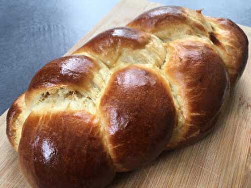 Brioche fondante à la fleur d'oranger 