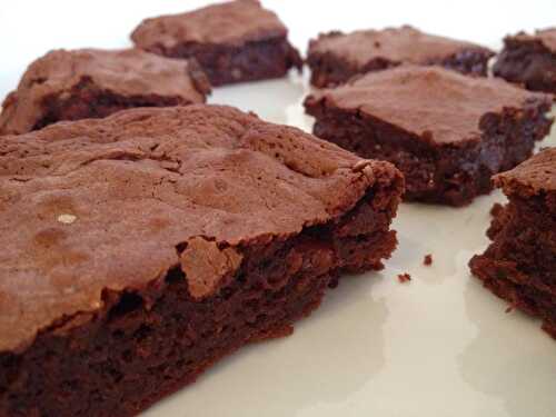 Brownies moelleux aux noix de pécan de Julie Andrieu