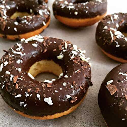 Gâteau au yaourt façon "Donuts"