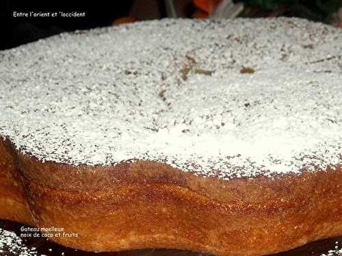 Gateau moelleux noix de coco et fruits