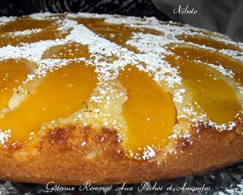 Gâteau renversé aux pêches Amandes