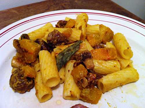 Penne au potiron, châtaigne et champignons de Paris