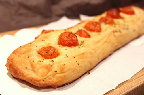 Baguettes sans pétrissage aux tomates cerises