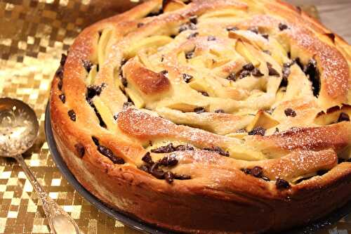 Brioche roulée aux pommes et au chocolat