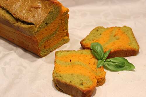 Cake marbré pesto-tomate