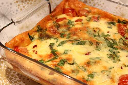 Clafoutis aux tomates cerises, parmesan et basilic