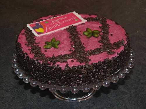 Entremets pistache-cassis