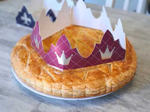 Galette des rois pistache-cerises