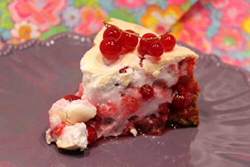 Gâteau meringué aux groseilles