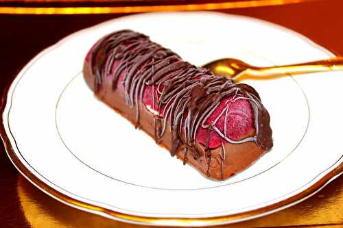 Mini-bûches glacées chocolat-fruits rouges