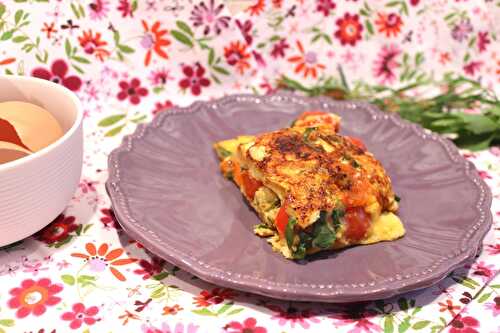 Omelette aux herbes et aux tomates cerise