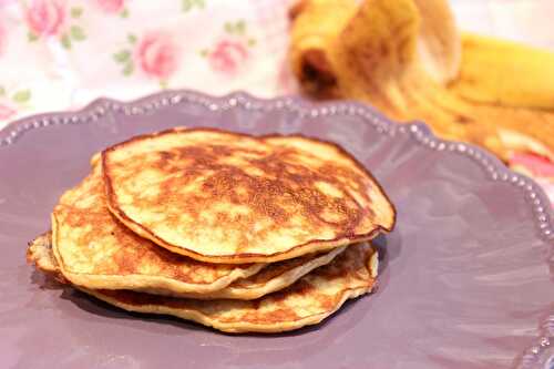 Pancakes à la banane (sans farine et sans lait)