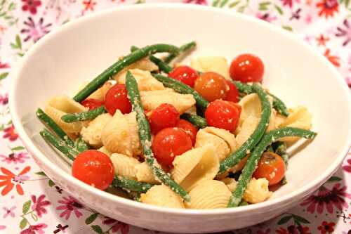 Pâtes aux haricots verts et tomates cerises