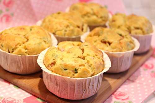 Petits cakes au jambon et à l’ail des ours