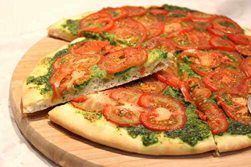 Pizza au pesto d’épinards