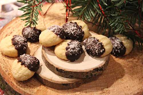 Sablés à la noix de coco et au chocolat