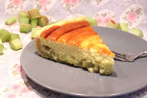 Tarte au fromage blanc et rhubarbe (Käsekuchen)