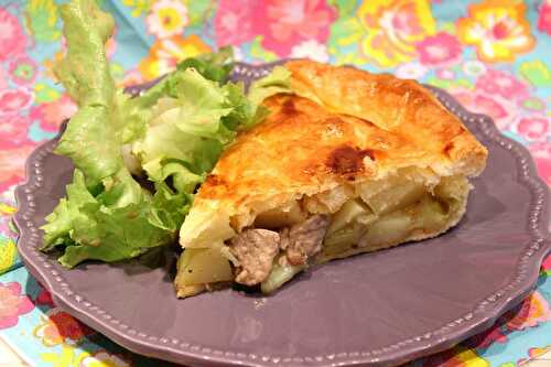 Tourte aux pommes de terre, poireau et sauté de porc