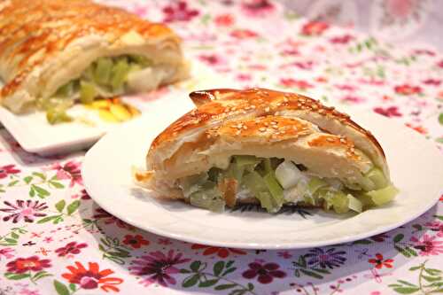 Tresse feuilletée aux poireaux, tofu soyeux et parmesan