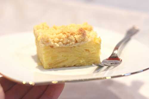 Gâteau invisible aux pommes et crumble