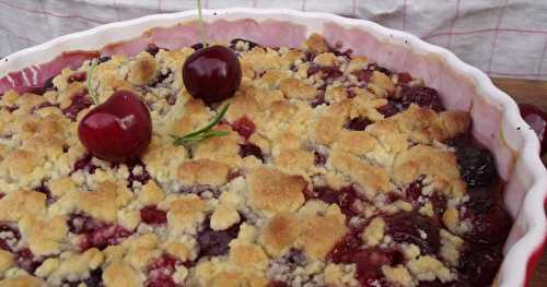 Crumble aux cerises et au miel