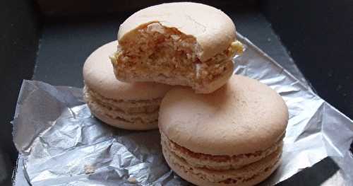 Macarons au caramel beurre salé