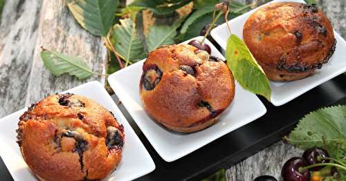 Muffins cerise-chocolat blanc