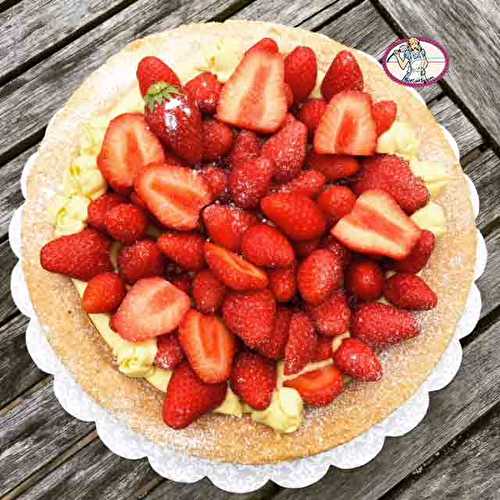 Dacquoise aux fraises comme une tarte - FabiCooking