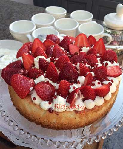 Tarte aux fraises comme un gâteau