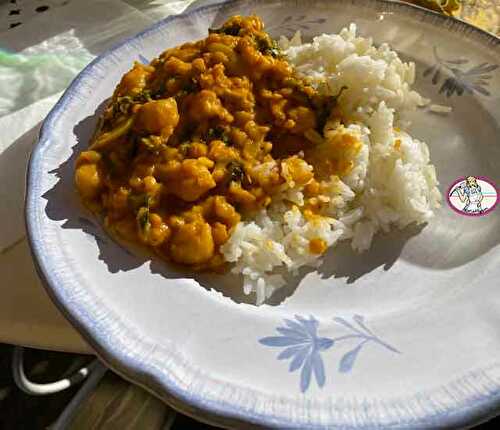 Curry de pois chiches et lentilles corail - FabiCooking