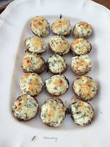 Champignons farcis au fromage frais et fines herbes