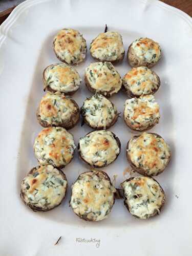 Champignons farcis au fromage frais et fines herbes