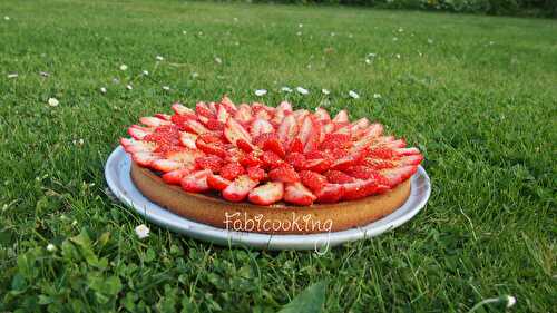 Tarte à la Pistache et sa couronne de Fraises