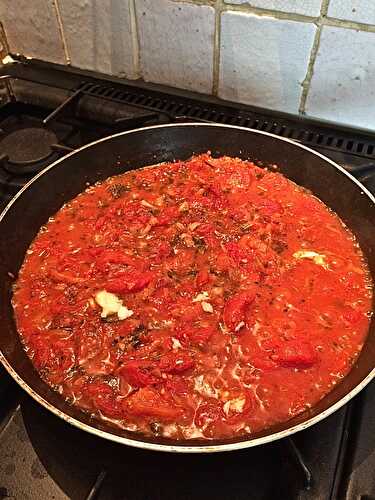 La Marinara sauce ou sauce tomate italienne