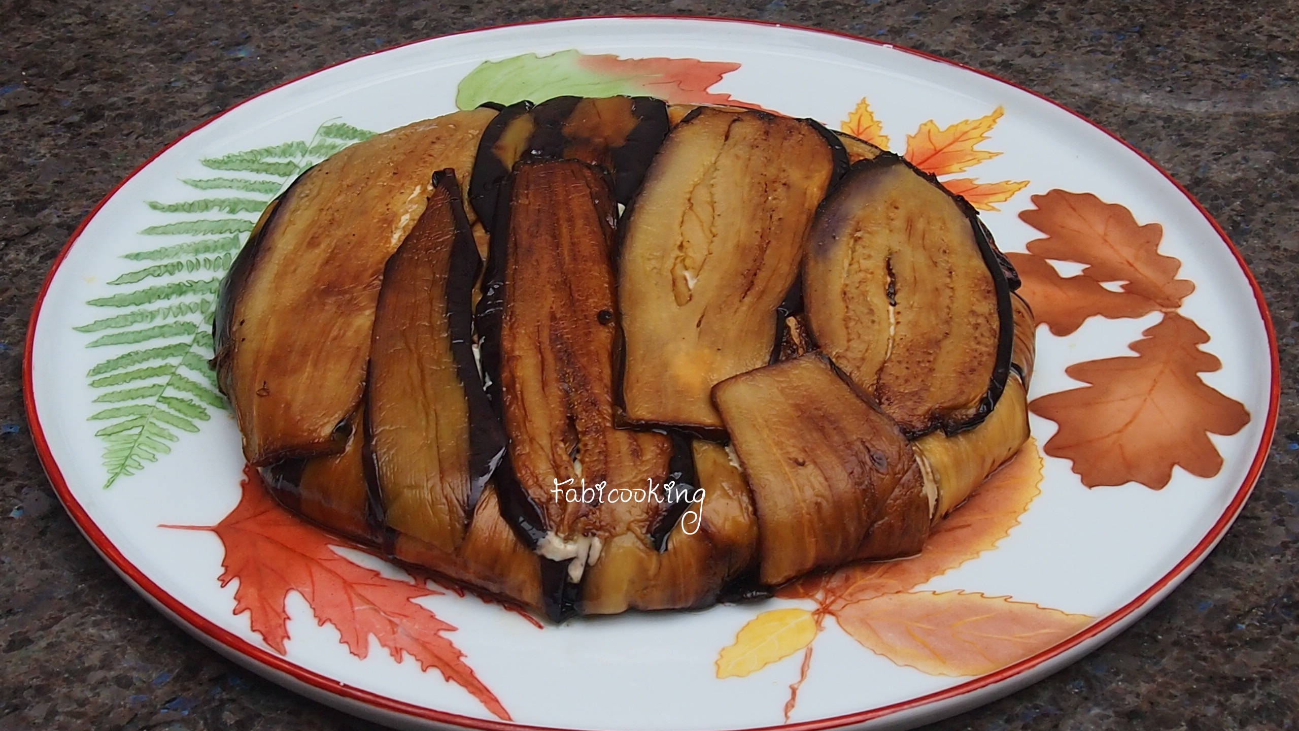 Gâteau d’aubergines , fromage frais et pistou