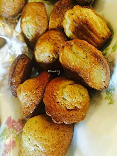 Madeleines au thé Matcha