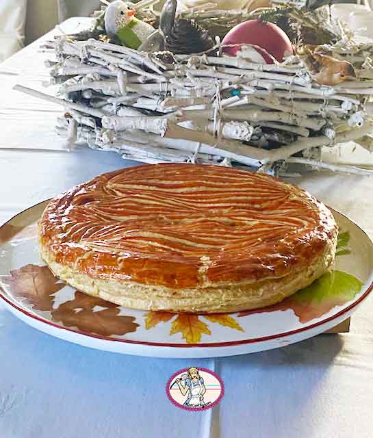 La Galette des Rois Ispahan: rose, litchi, framboise