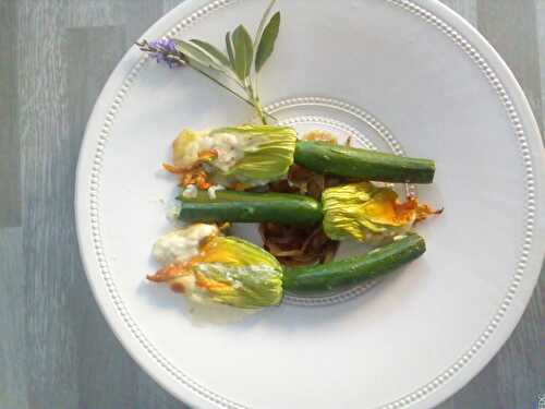 Fleurs de courgettes farcies au chèvre