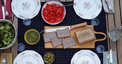 Bruschettas estivales sur un pain totalement sarrasin (sans gluten, IG bas)