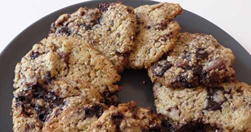 Cookies au sésame et aux deux chocolats