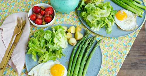 En mode retour de l'Amap : asperges, salade, oeufs au plat...(amap, printanier, sans gluten)